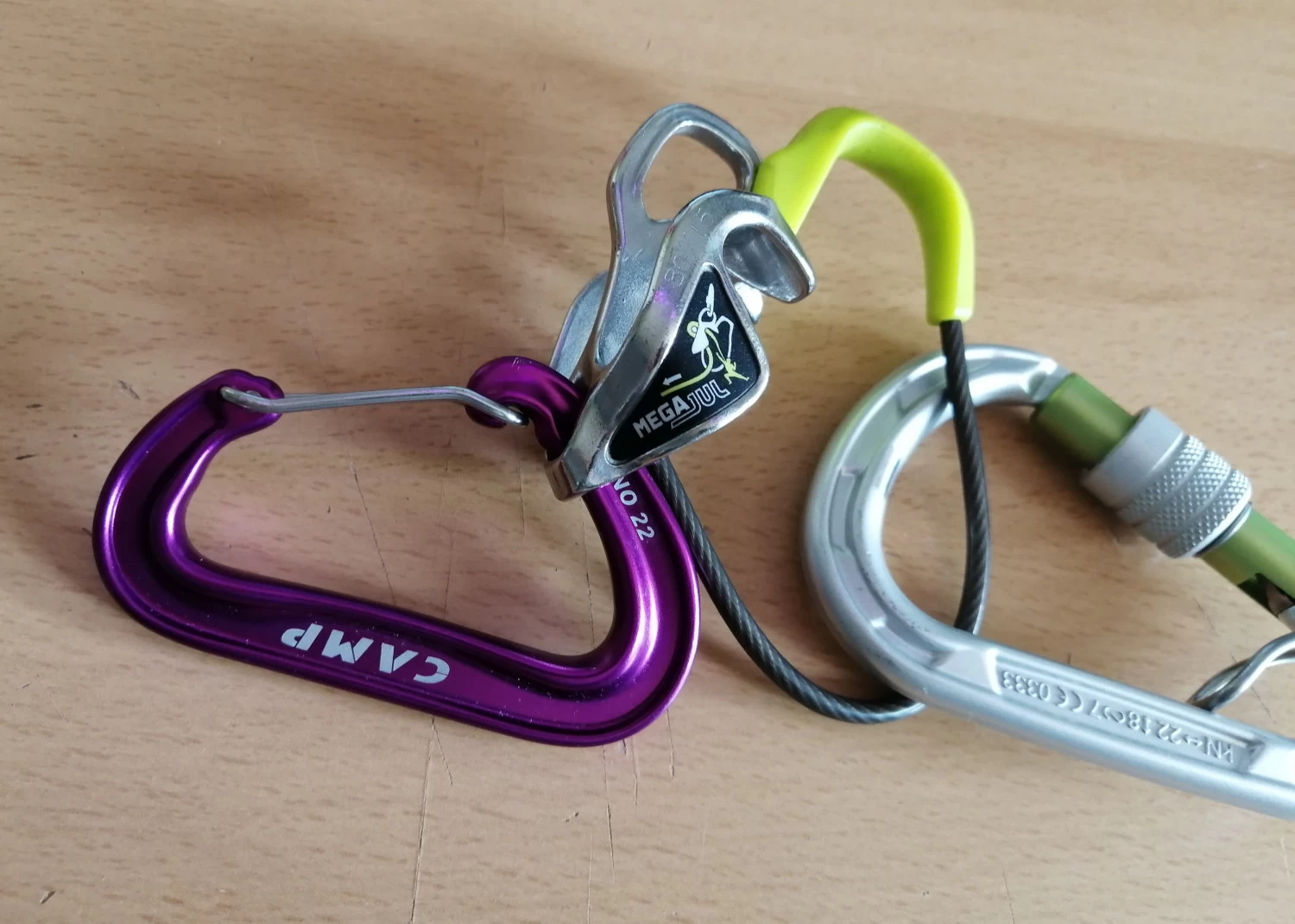 C.A.M.P. - Nano 22 - Snapgate Carabiner 2 C.A.M.P. - Nano 22 - Snapgate Carabiner - Image 2