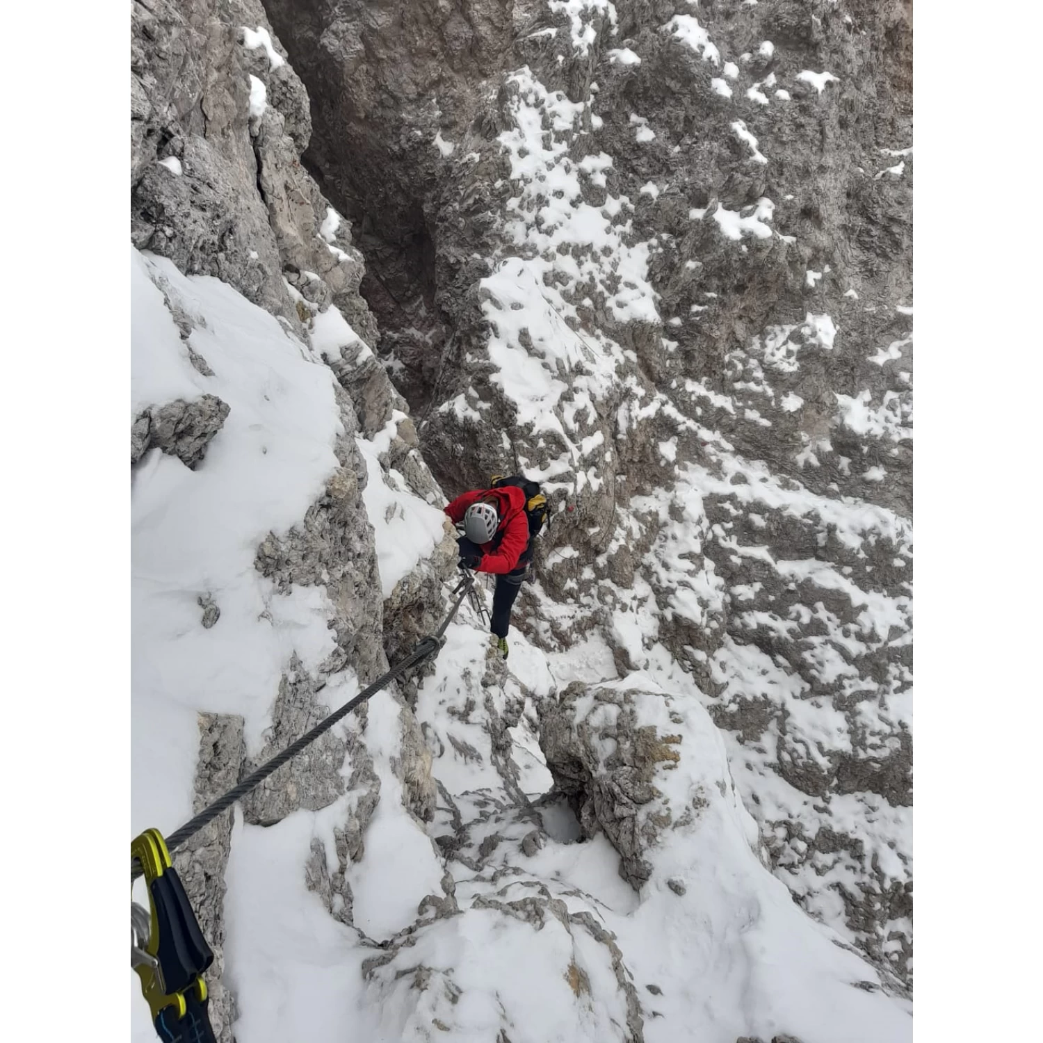 Petzl - Meteor Helmet - Climbing Helmet 4 Petzl - Meteor Helmet - Climbing Helmet - Image 4